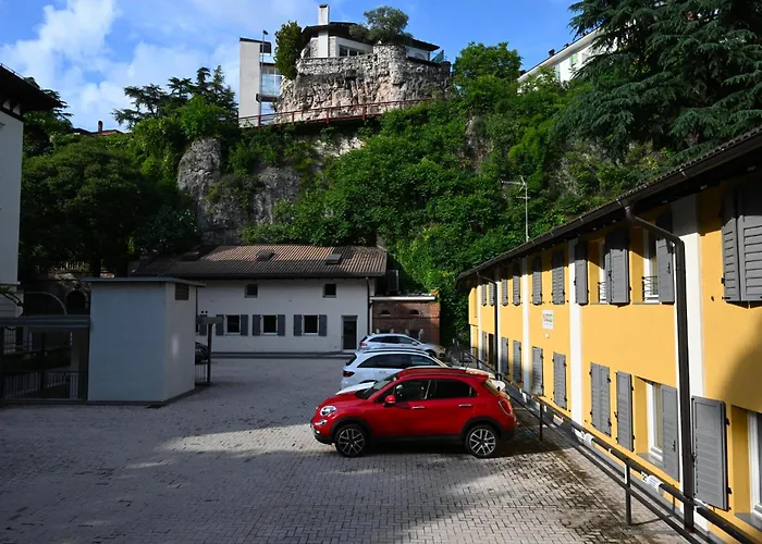 Cityu - Grazioli 27 Trento Centro Con Parcheggio Privato Gratuito